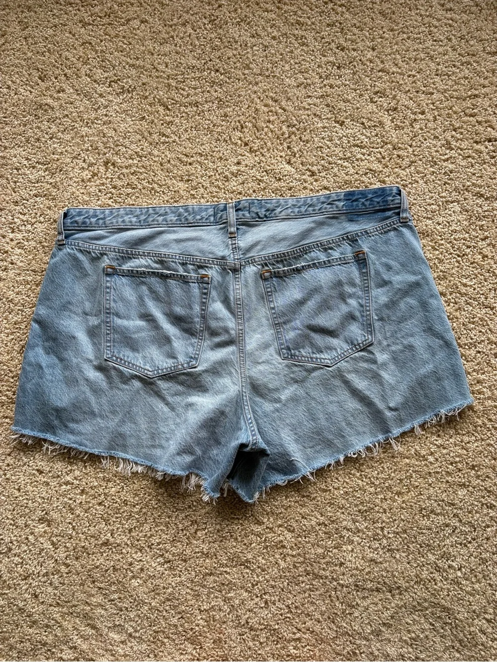 Abercrombie The Baggy Low Rise Jean Shorts Size 35/20